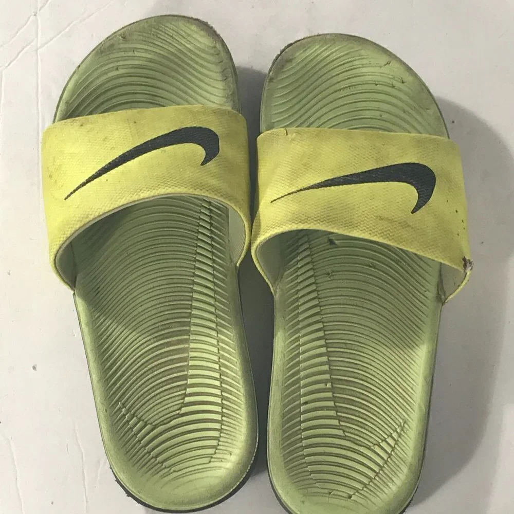 NIKE Men Slip On Slippers Sport Green Sandals